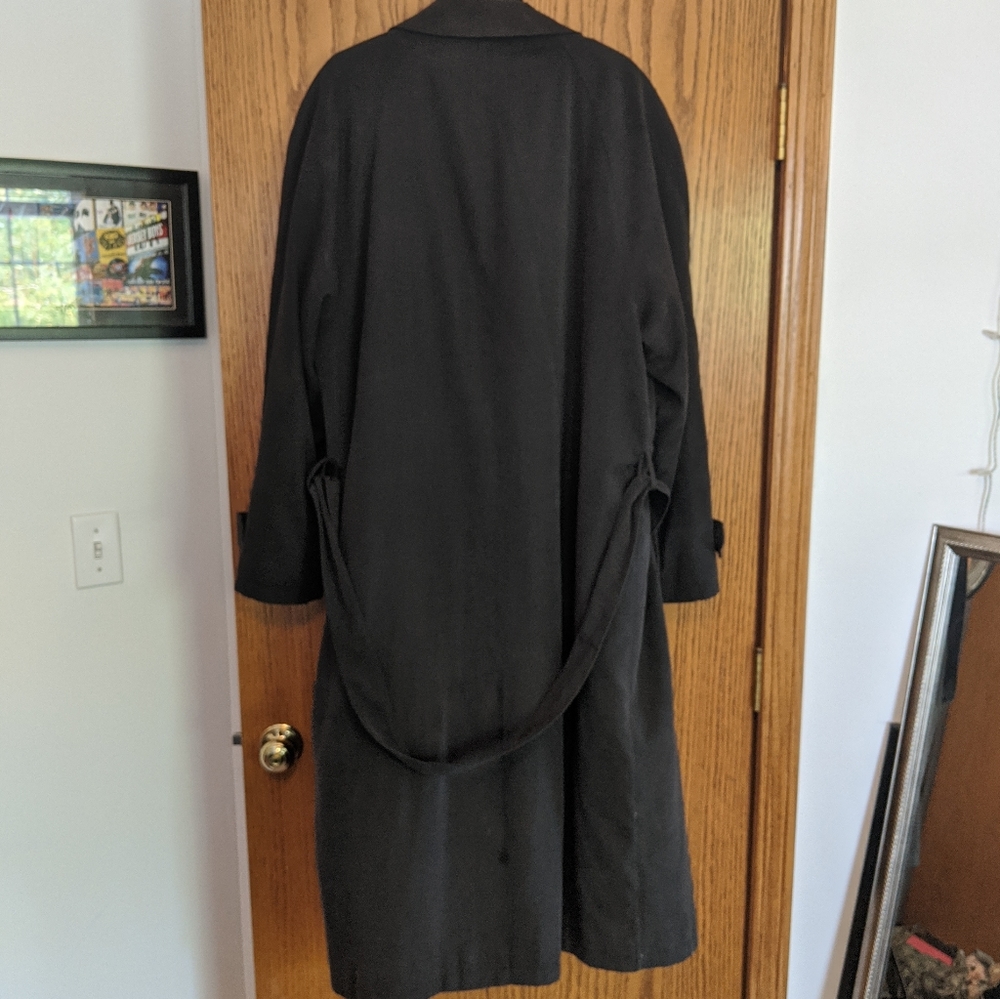 Single Breasted Coat - image 2